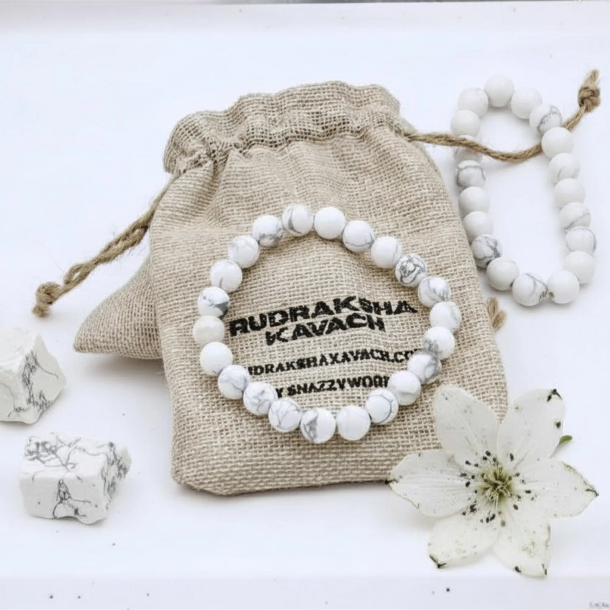 Natural Howlite Bracelet — photo 1